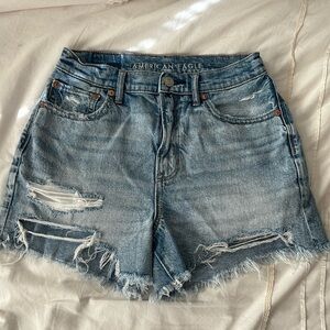 AE Demin Highest Waist ‘90s Boyfriend Short Size 2